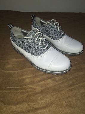 FootJoy Women's White Golf Shoes with Gray Leopard Accent